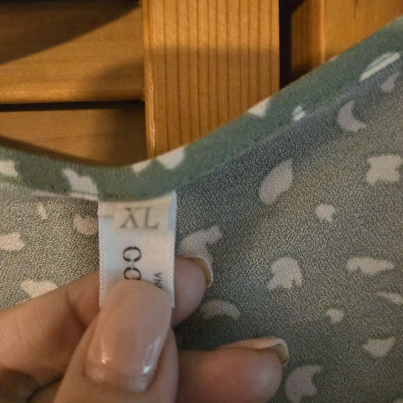 Sage And White Ruffle Wrap Dress Lightweight - Picture 2 of 3